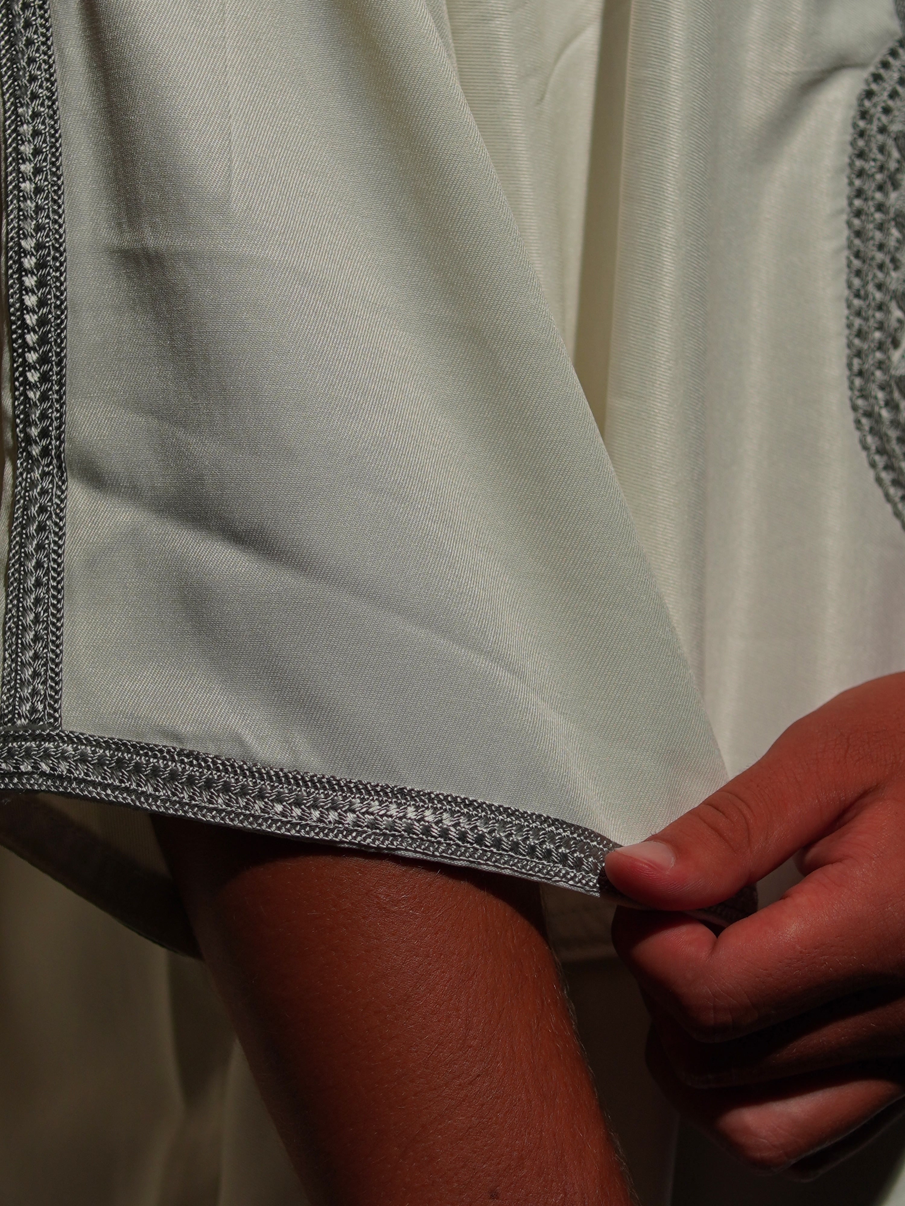 Gandoura Blanche et Grise
