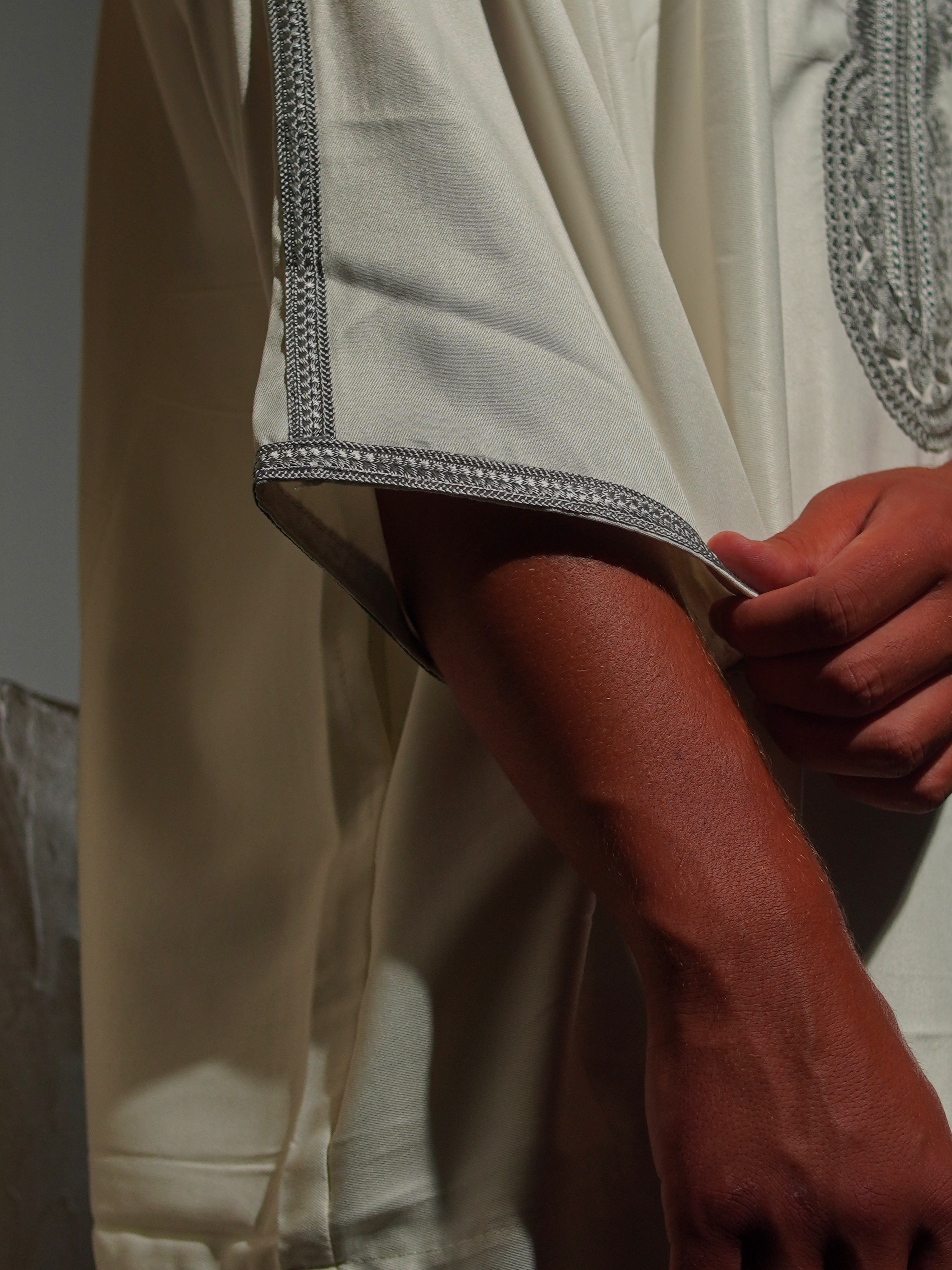 Gandoura Blanche et Grise